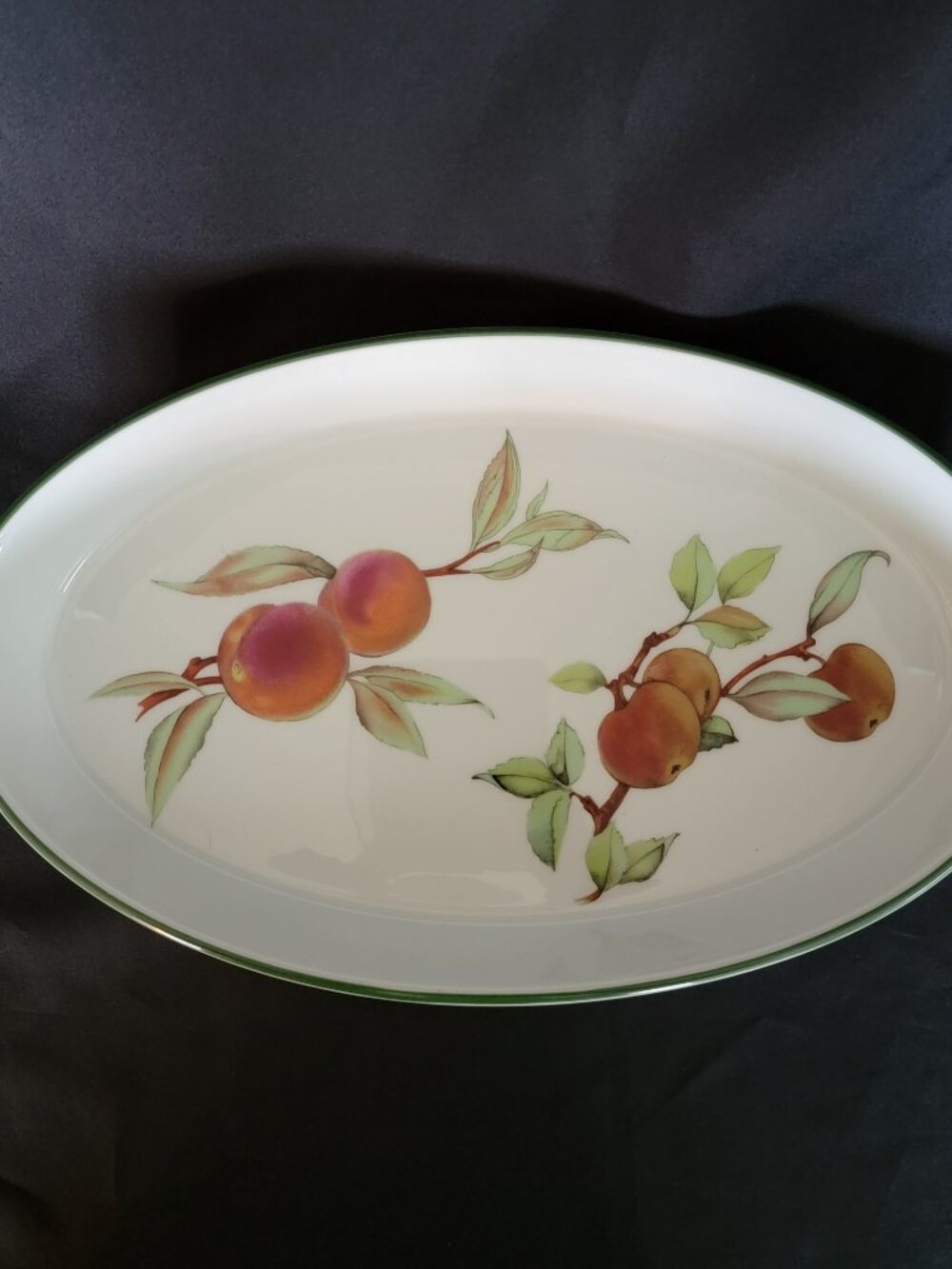 Royal Worcester Evesham Large 14 1/2” Oval Baker